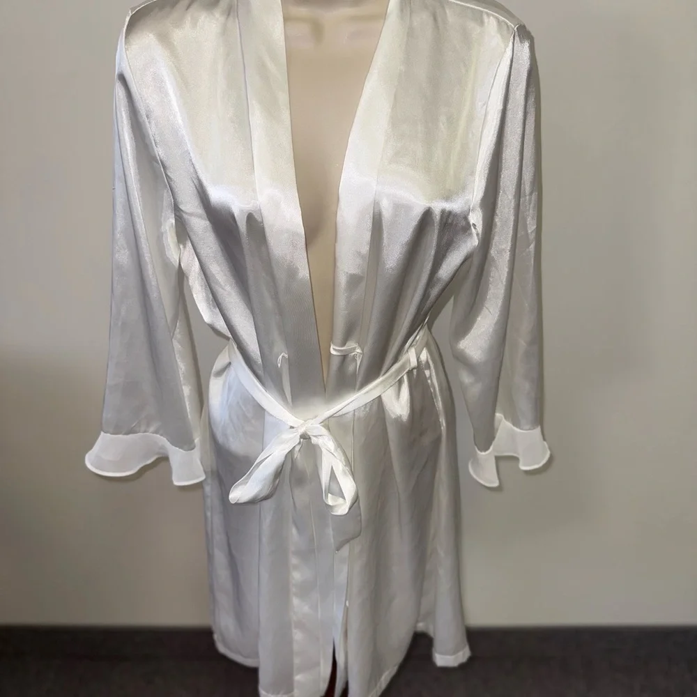 Apt. 9 (Small) White Polyester Ruffle//Flowy Robe - Picture 3 of 4